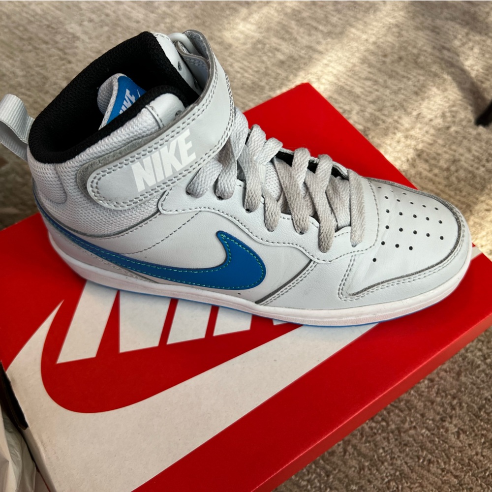 Nike Court Borough Mid 2 GS 4Y